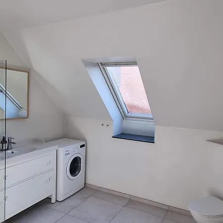 Newly Renovated, Great Location Aalborg