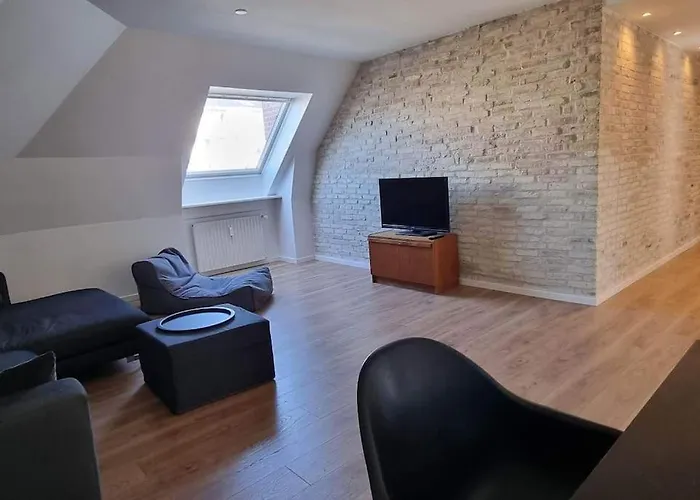 Newly Renovated, Great Location